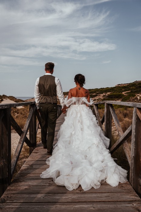 After Wedding Shoot Mallorca – between sea and shore