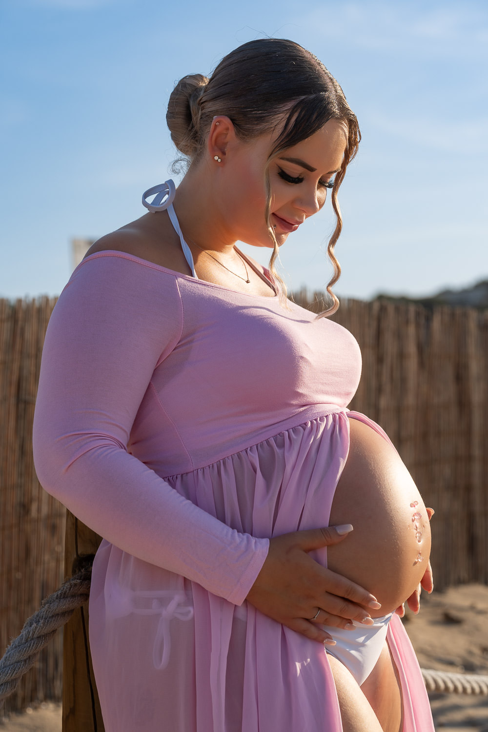 Babybauch Fotoshooting Mallorca – Schwangerschaftsbilder am Strand im Urlaub
