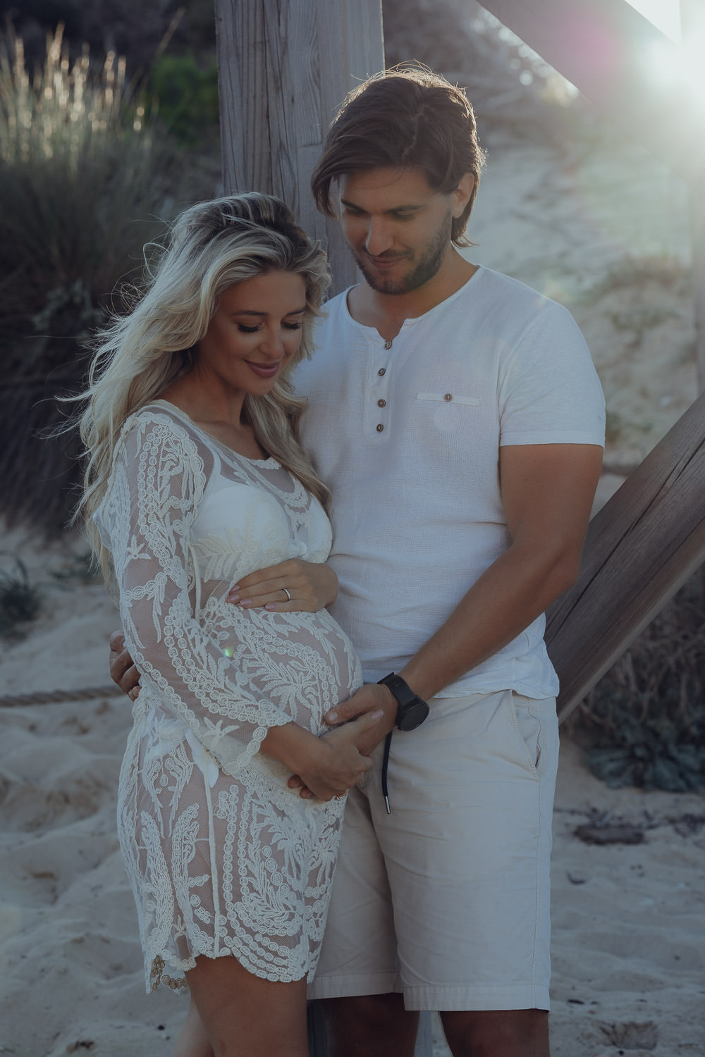 Babybauch Shooting Mallorca – Shooting-Bild 09 | am Strand, im Naturpark und im goldenen Abendlicht